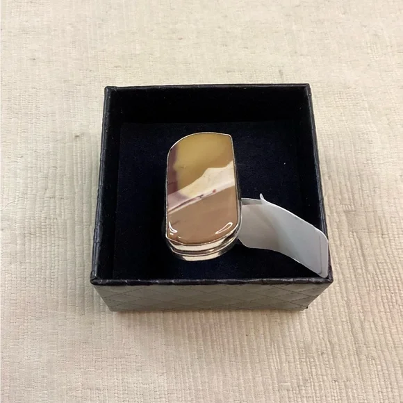 🚨Elegant Mookaite Stone Inlay Ring - Picture 3 of 5